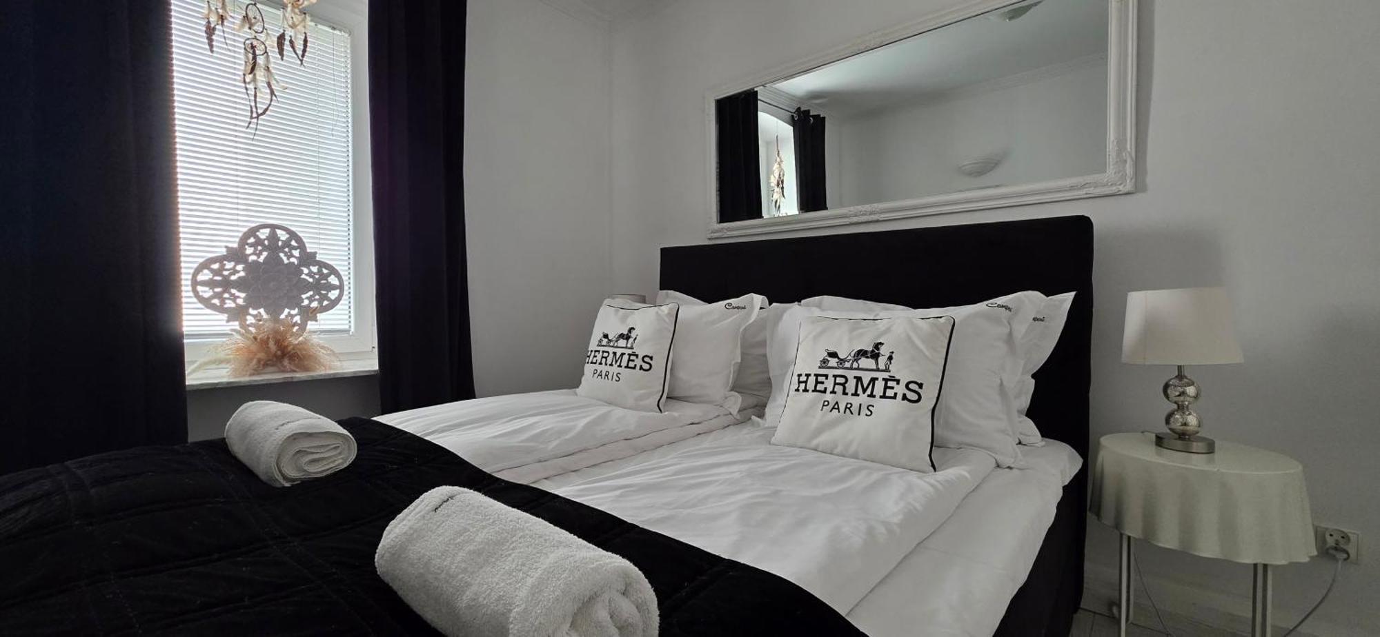 Perfect Stay - "Campari Glam Apartments" Torun Exterior photo